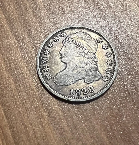 1829 Capped Bust Dimes thumbnail
