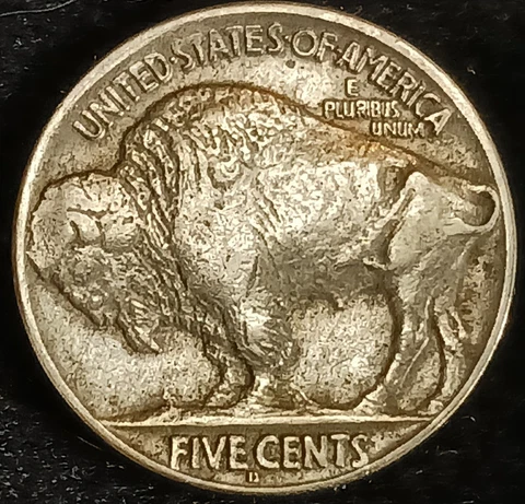 1920 P Buffalo Nickels thumbnail
