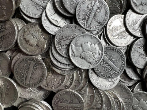 1930 S Mercury Dimes thumbnail