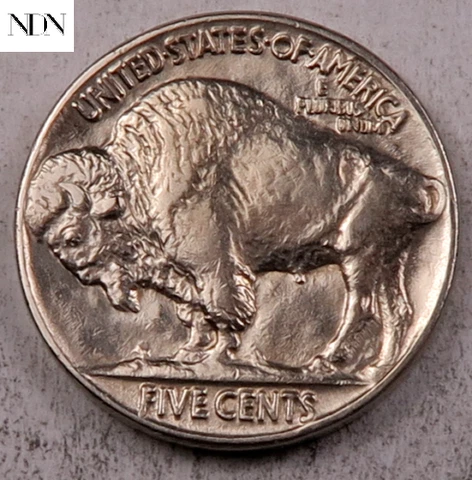1935 P Buffalo Nickels thumbnail
