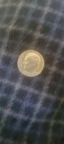 1973 Roosevelt Dimes thumbnail
