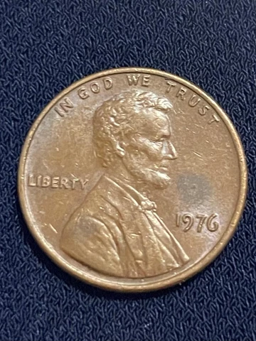 1976 Lincoln Memorial Small Cents thumbnail