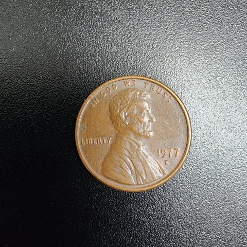 1977 Lincoln Memorial Small Cents thumbnail