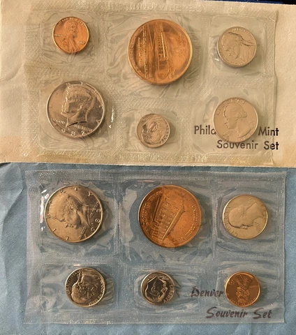 1982 US Coin Mint Sets thumbnail