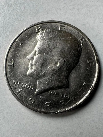 1983 P Kennedy Half Dollars thumbnail
