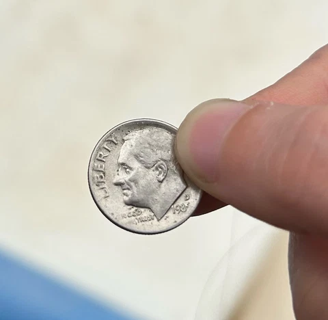 1985 S Roosevelt Dimes thumbnail