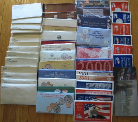 2007 US Coin Mint Sets thumbnail