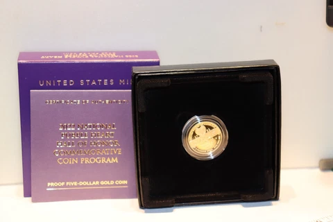2022 US Modern Gold Commemorative Coins thumbnail