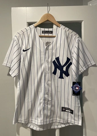 Aaron Judge Jerseys thumbnail