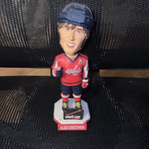 Alex Ovechkin Bobbleheads thumbnail