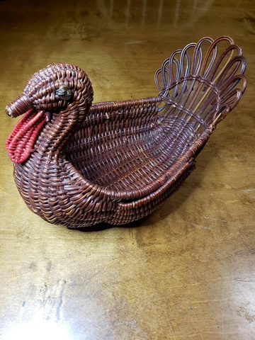 Antique 1960s Bread Baskets thumbnail