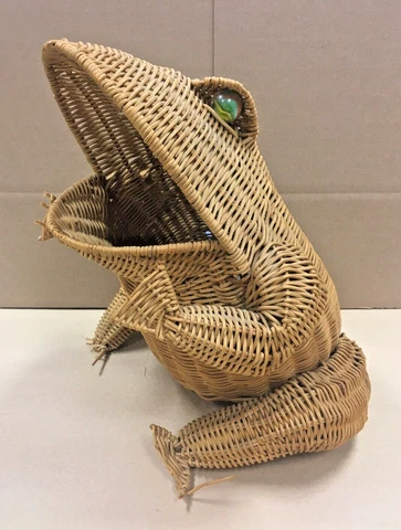 Antique 1960s Storage Baskets thumbnail