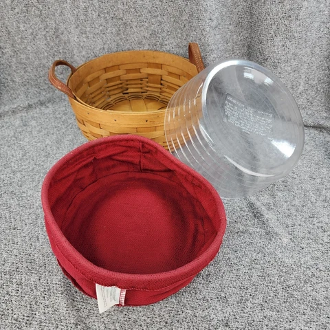 Antique 1980s Bread Baskets thumbnail