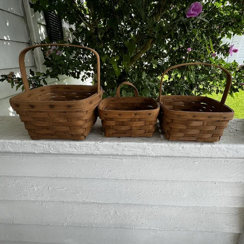 Antique 1980s Hanging Baskets thumbnail
