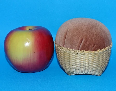 Antique 1980s Miniature Baskets thumbnail