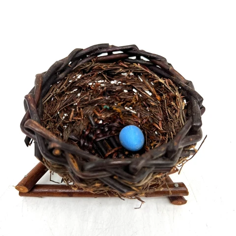 Antique 3D Effect Miniature Baskets thumbnail