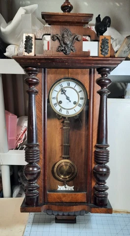 Antique 8-Day Wall Clocks thumbnail