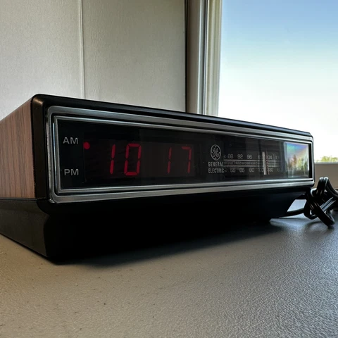 Antique Adjustable Brightness Alarm Clocks thumbnail