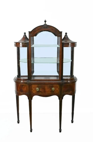 Antique American Display Cabinets thumbnail