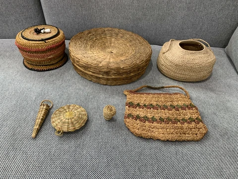 Antique American Miniature Baskets thumbnail
