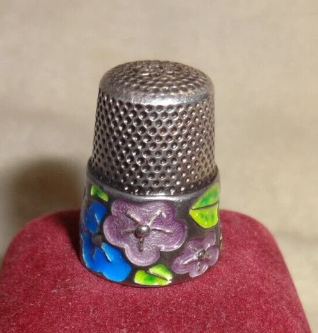 Antique Art Deco Silver Thimbles thumbnail