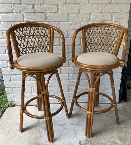 Antique Beige Bar Stools thumbnail