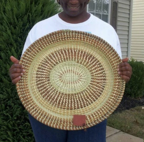 Antique Beige Bread Baskets thumbnail