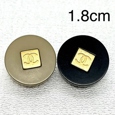Antique Beige Sewing Buttons thumbnail