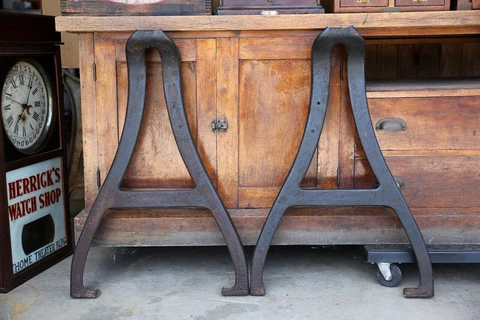 Antique Black Table Legs thumbnail