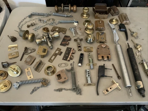 Antique Brass Door Locks thumbnail