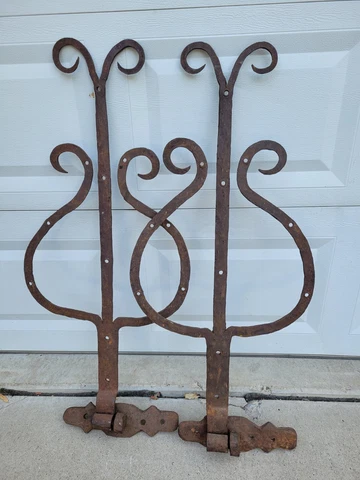 Antique Brass Hinges thumbnail