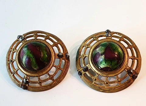 Antique Brass Sewing Shank Buttons thumbnail