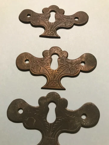 Antique Bronze Backplates thumbnail
