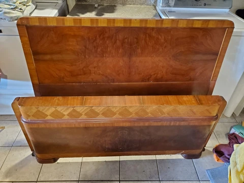 Antique Brown Bed Frames thumbnail