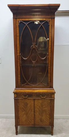 Antique Brown China Cabinets thumbnail