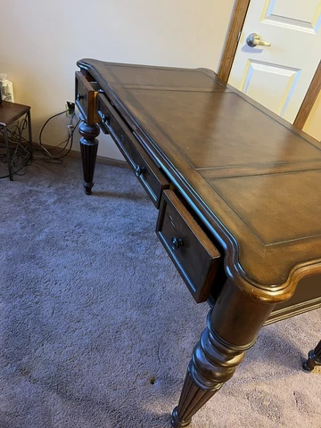 Antique Brown Writing Desks thumbnail