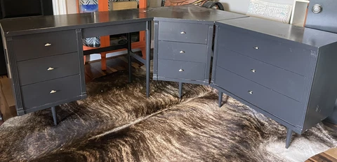 Antique Carvings Desks thumbnail