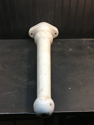 Antique Cast Iron Sinks thumbnail