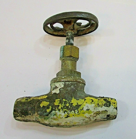 Antique Cast Iron Valve Handles thumbnail