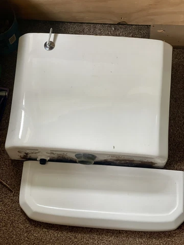 Antique Ceramic Toilets thumbnail