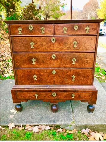 Antique Chest Of Drawers thumbnail
