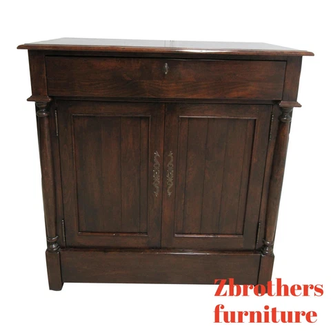Antique China Cabinets thumbnail