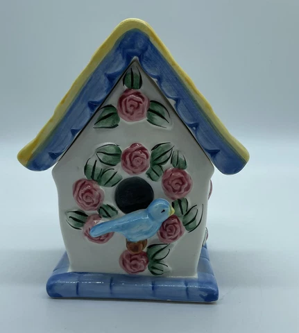 Antique Contemporary Bird Houses thumbnail
