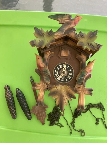 Antique Cuckoo Clocks thumbnail