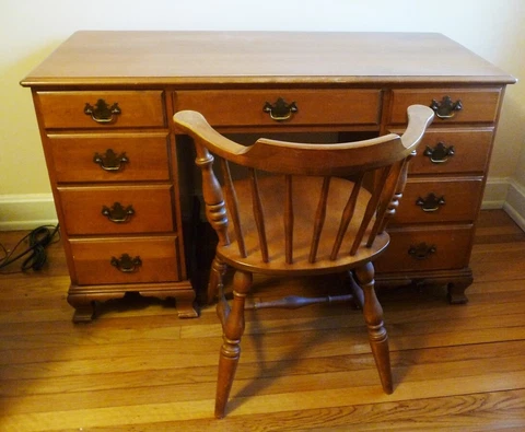 Antique Desks with Chair thumbnail