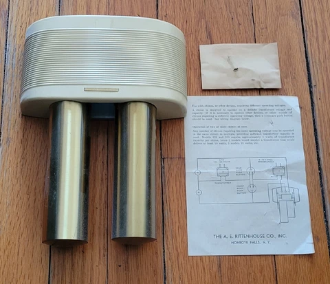 Antique Door Chimes thumbnail