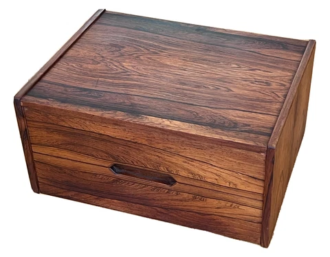 Antique Dressers thumbnail