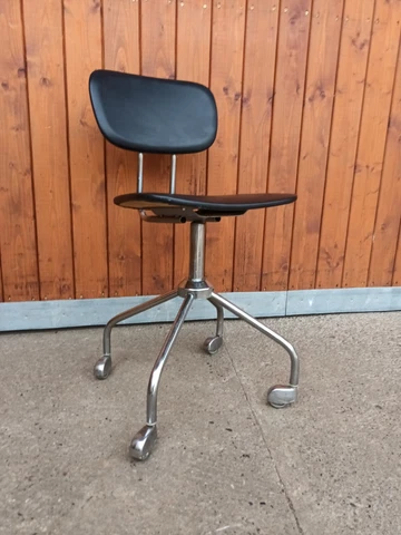 Antique Fabric Office Chairs thumbnail