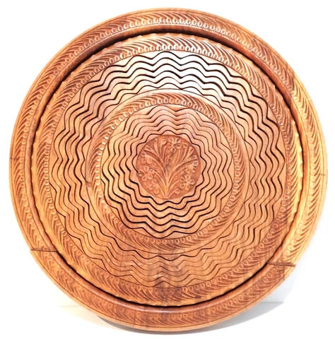 Antique Foldable Wood Carving Baskets thumbnail