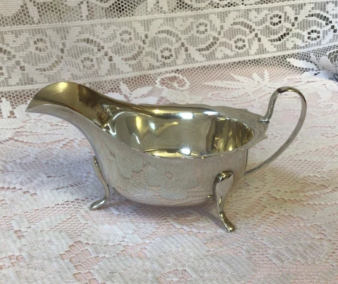 Antique George V Silver Sauce Boats thumbnail